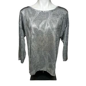 White House Black Market NWT silver metallic 3/4 drop shoulder tee size M